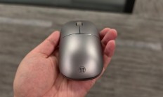 荣耀亲选“缝合怪”产品曝光：鼠标能翻盖 内藏无线耳机