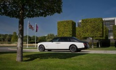 轮上典藏艺术品：劳斯莱斯推出限量 25 台的幻影百年珍藏版